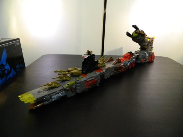 Transformers Year Of The Snake Platinum Edition Omega Supreme  (27 of 48)
